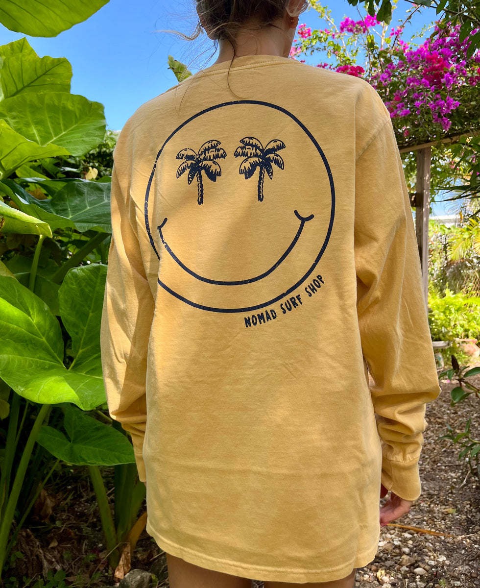 Nomad sweatshirt 2025 smiley face