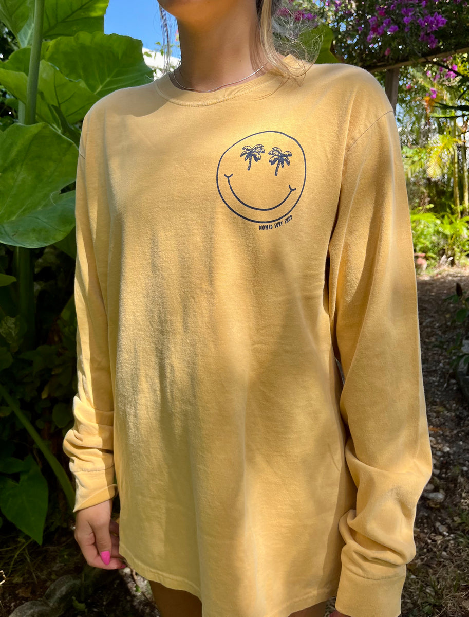 Nomad sweatshirt best sale smiley face